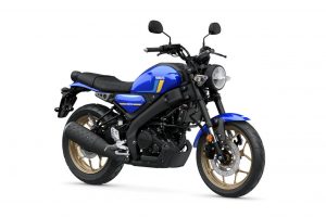 2023-Yamaha-XS125-EU-Yamaha_Blue-Studio-001-03